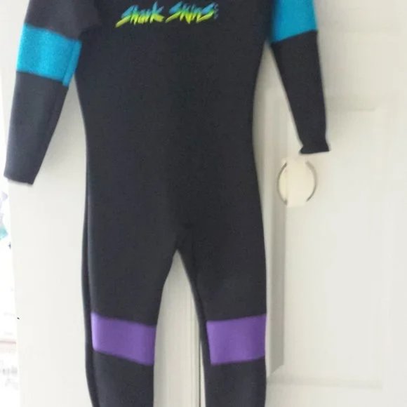 Wetsuit Shark skins USA brand wetsuit - Picture 2 of 5